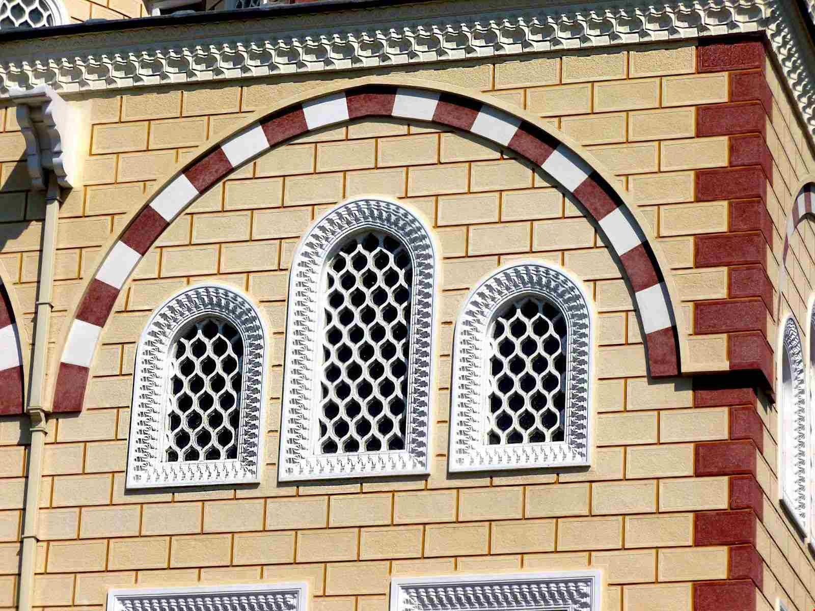 Cami Penceresi Nasıl Olur? Pencerelerin Camilerdeki Önemi Nedir? Cami Penceresi Nasıl Olur? Pencerelerin Camilerdeki Önemi Nedir?