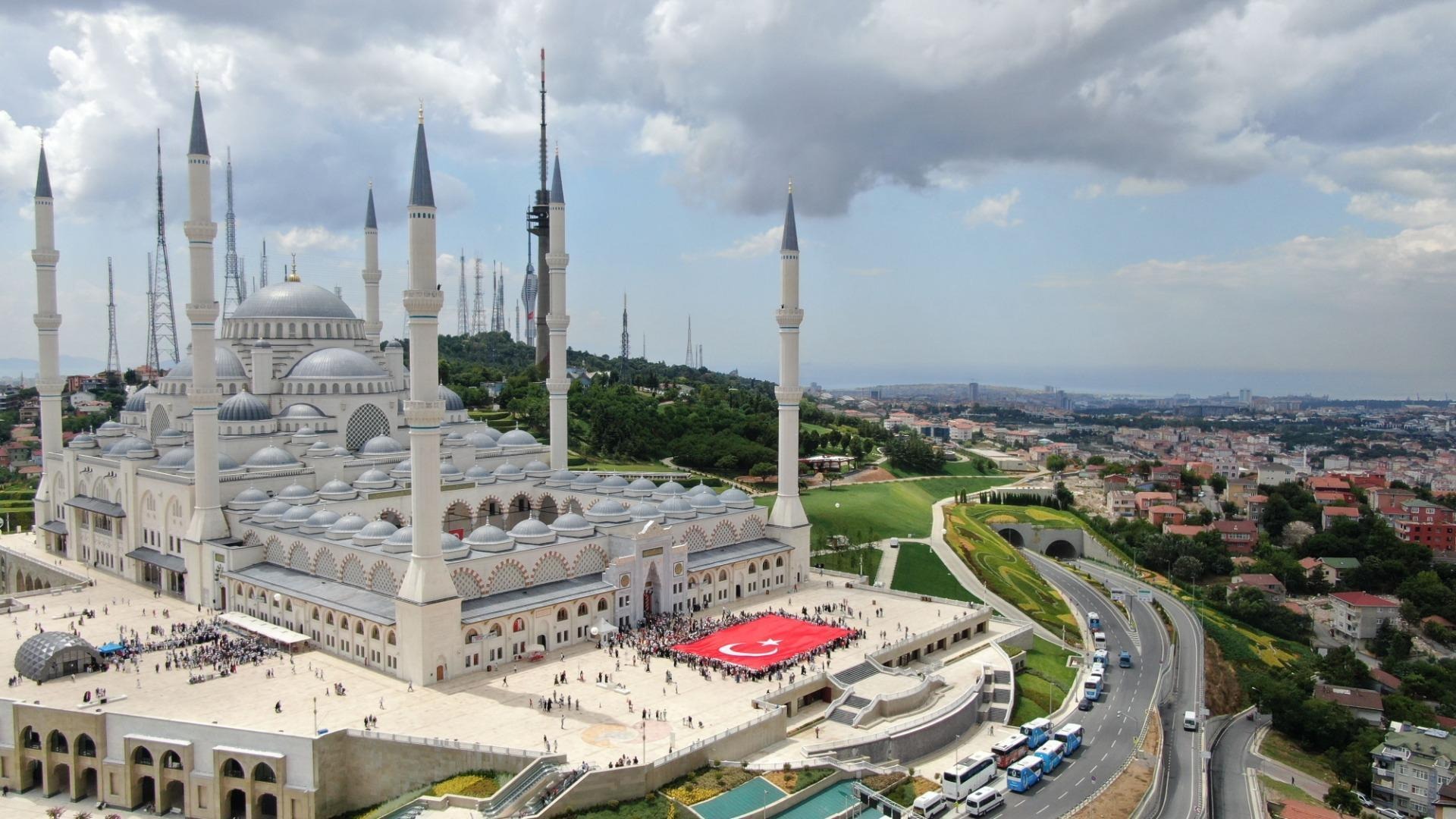 Dünyanın En Büyüleyici Camileri Dünyanın En Büyüleyici Camileri