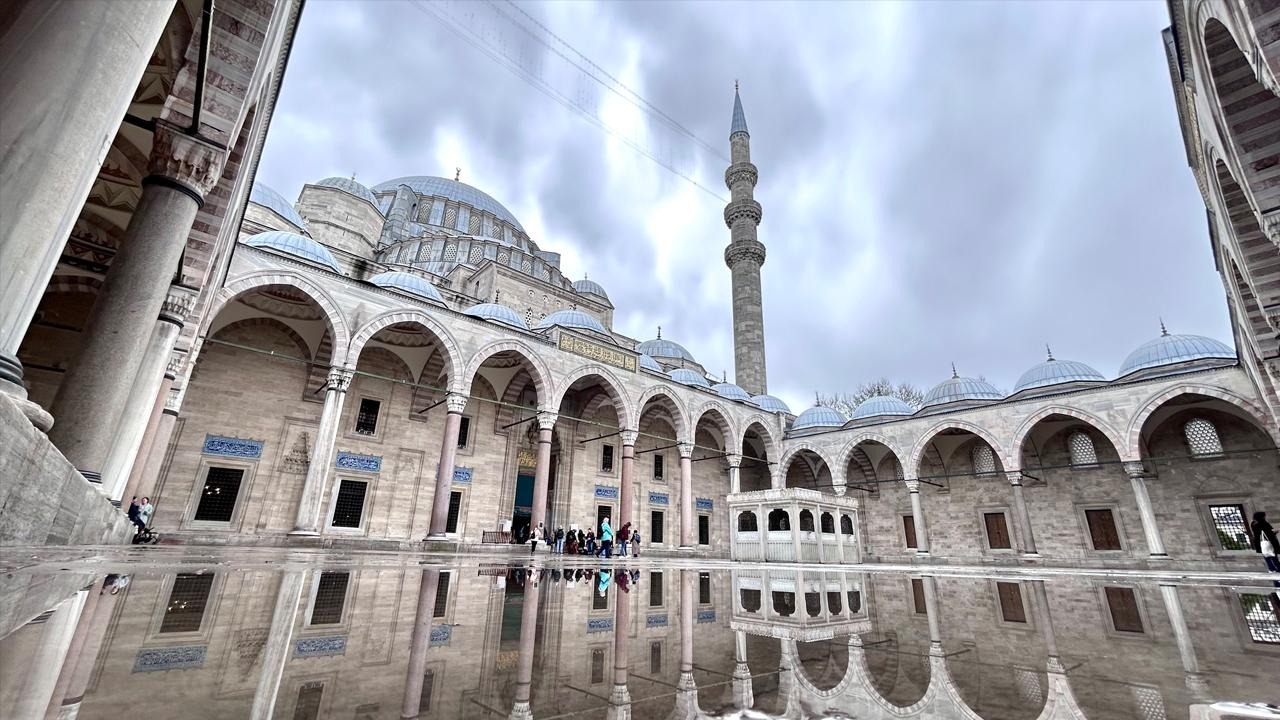 Selatin Cami Nedir? Selahattin Cami ile Aynı mı? Selatin Cami Nedir? Selahattin Cami ile Aynı mı?
