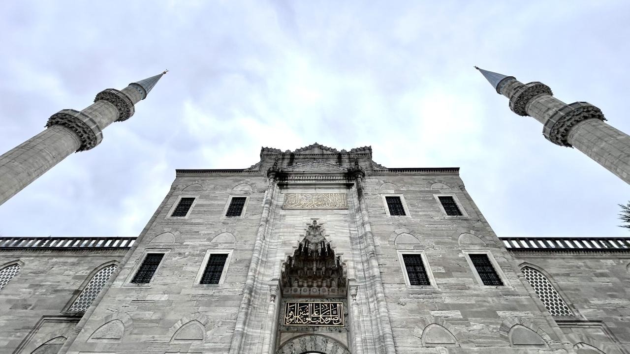 Selatin Cami Nedir? Selahattin Cami ile Aynı mı? Selatin Cami Nedir? Selahattin Cami ile Aynı mı?