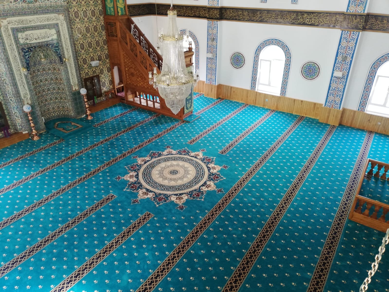 Cami Halıları Neden Özel Olur? Desenlerinin Anlamı Nedir? Cami Halıları Neden Özel Olur? Desenlerinin Anlamı Nedir?