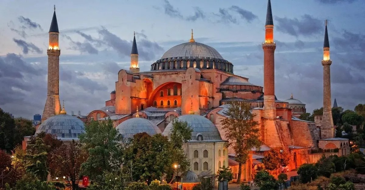 İstanbul’daki En Güzel Camiler İstanbul’daki En Güzel Camiler