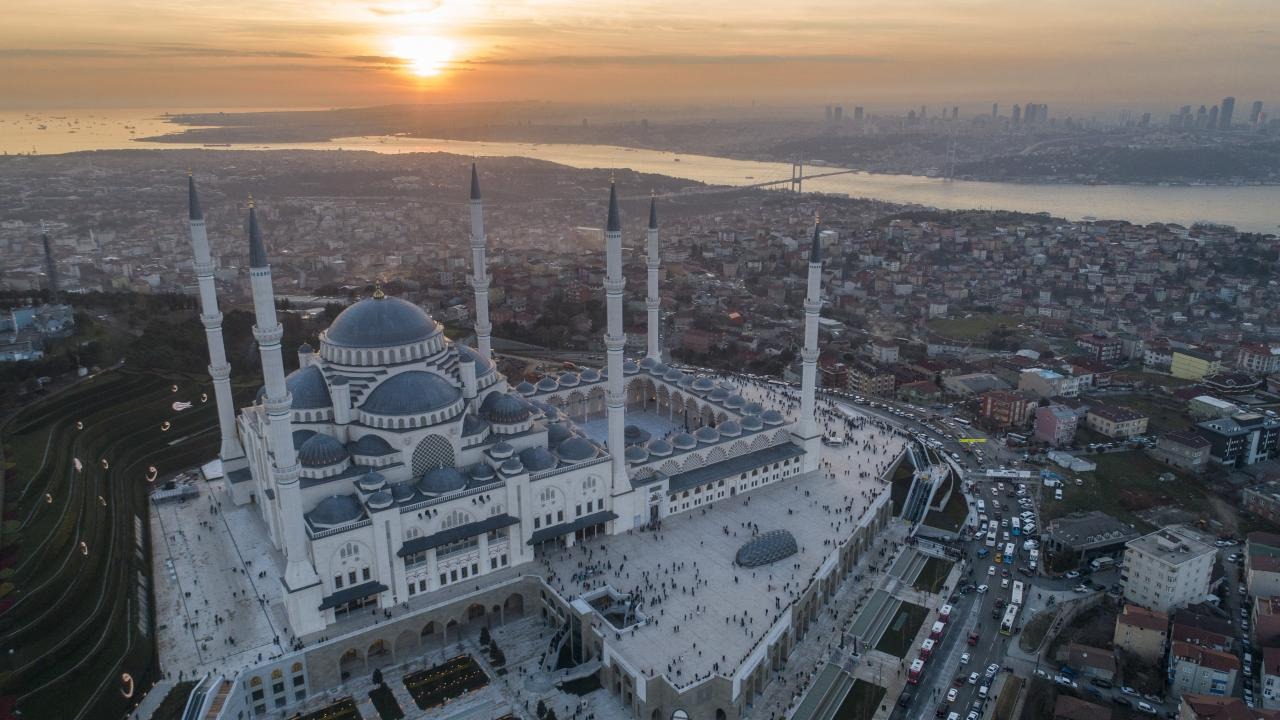 İstanbul’daki En Güzel Camiler İstanbul’daki En Güzel Camiler