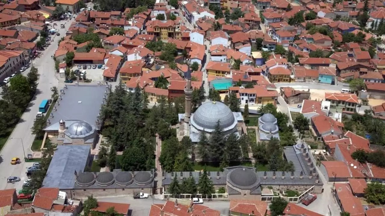 Külliye Nedir? Cami Külliyesi Nasıl Ortaya Çıkmıştır? Külliye Nedir? Cami Külliyesi Nasıl Ortaya Çıkmıştır?