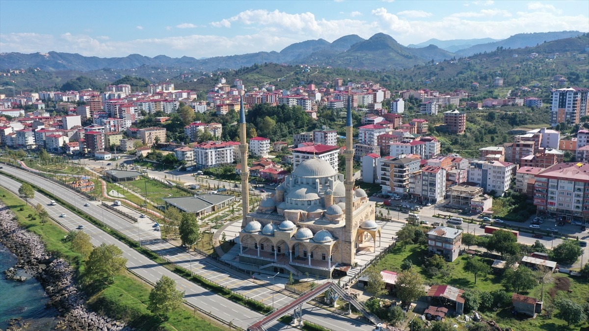 Dayanıklılık ve Geleneksel İşçilik Ürünü Taş Camiler Nedir? Dayanıklılık ve Geleneksel İşçilik Ürünü Taş Camiler Nedir?
