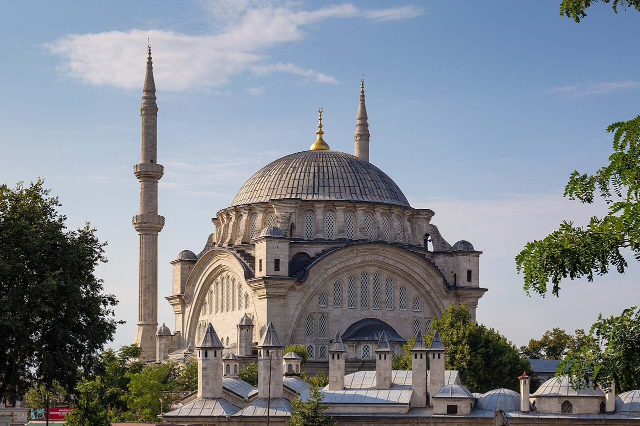 Osmanlı Camileri Neden Bu Kadar Özel? Osmanlı Camileri Neden Bu Kadar Özel?